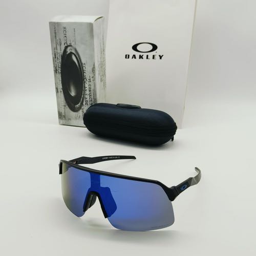 Oakley Sunglass