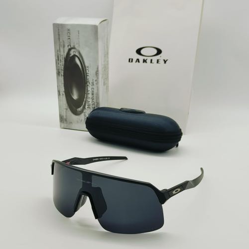 Oakley Sunglass