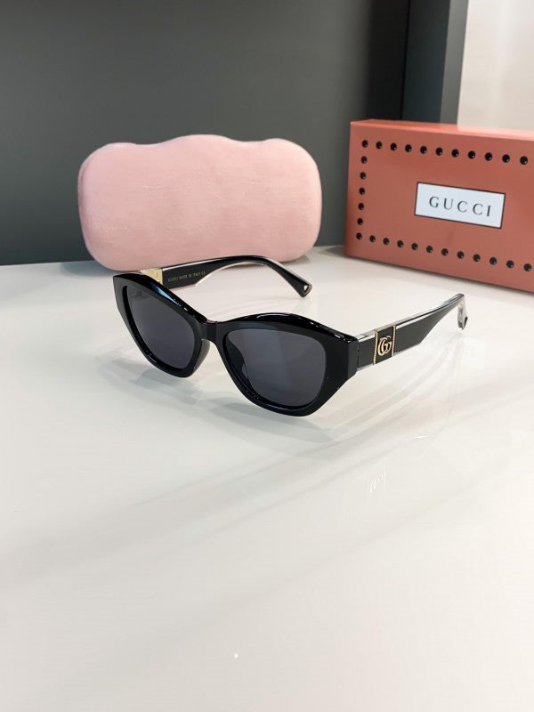 Gucci Sunglass