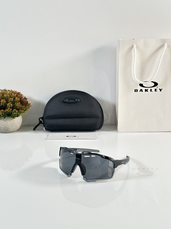 Oakley Sunglass