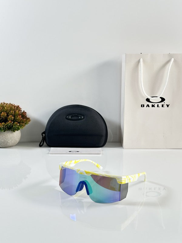 Oakley Sunglass