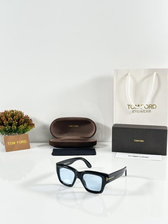 Tom Ford Sunglass