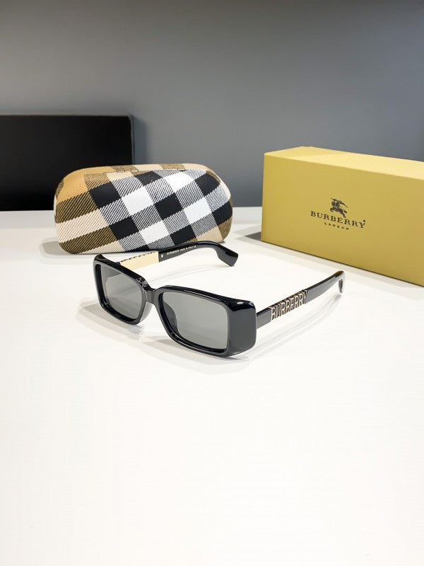 Burberry Sunglass